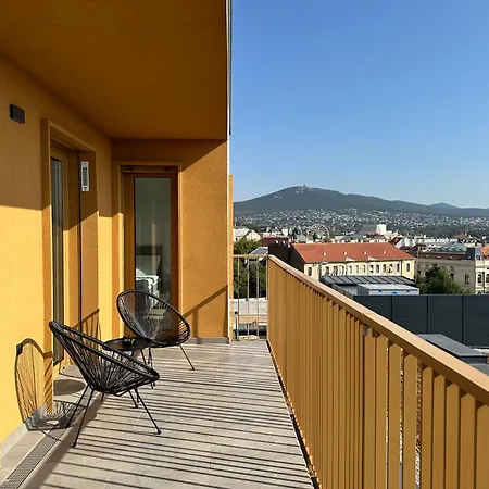 Life Apartment